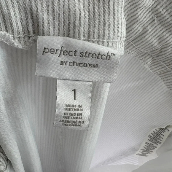 Chico's Perfect Stretch 1 Pull On Cropped Stretch Pants Taupe White Stripe‎ Sz 8 - Picture 5 of 6